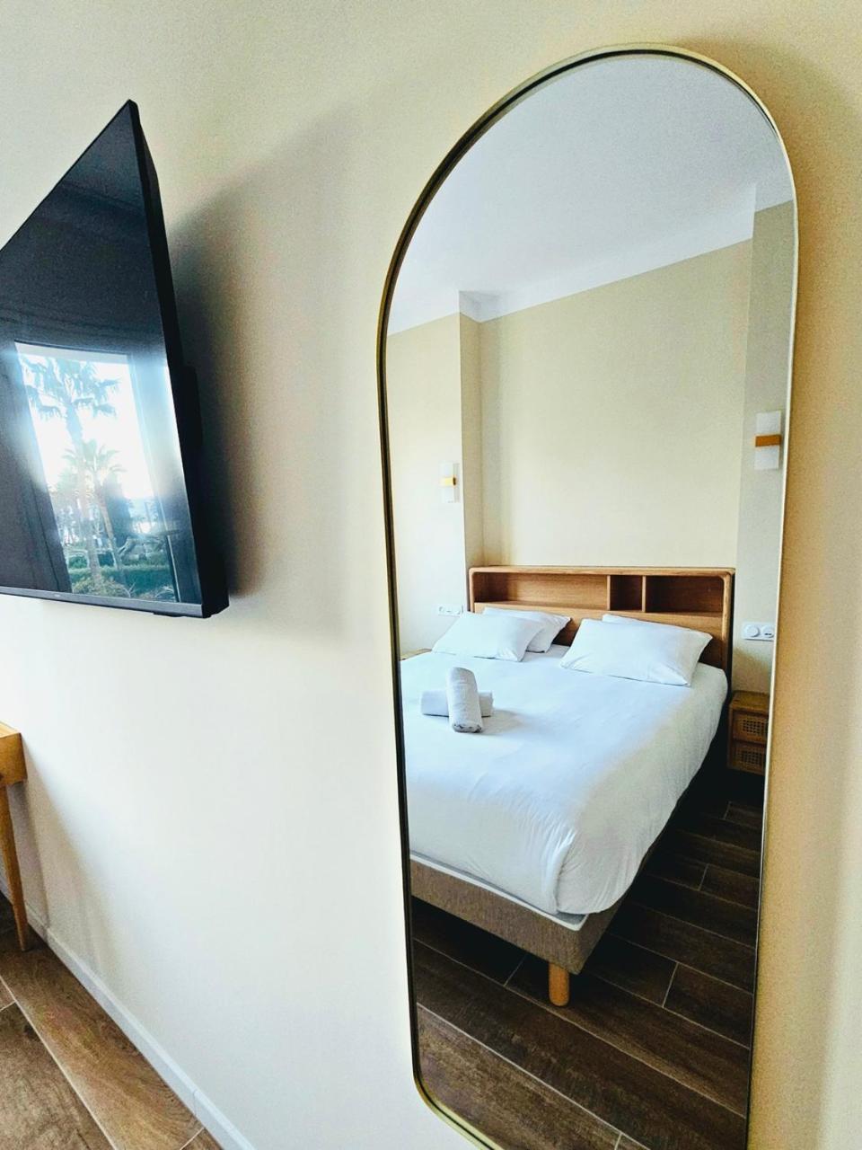 Adonis Sanary Grand Hôtel des Bains Exterior foto